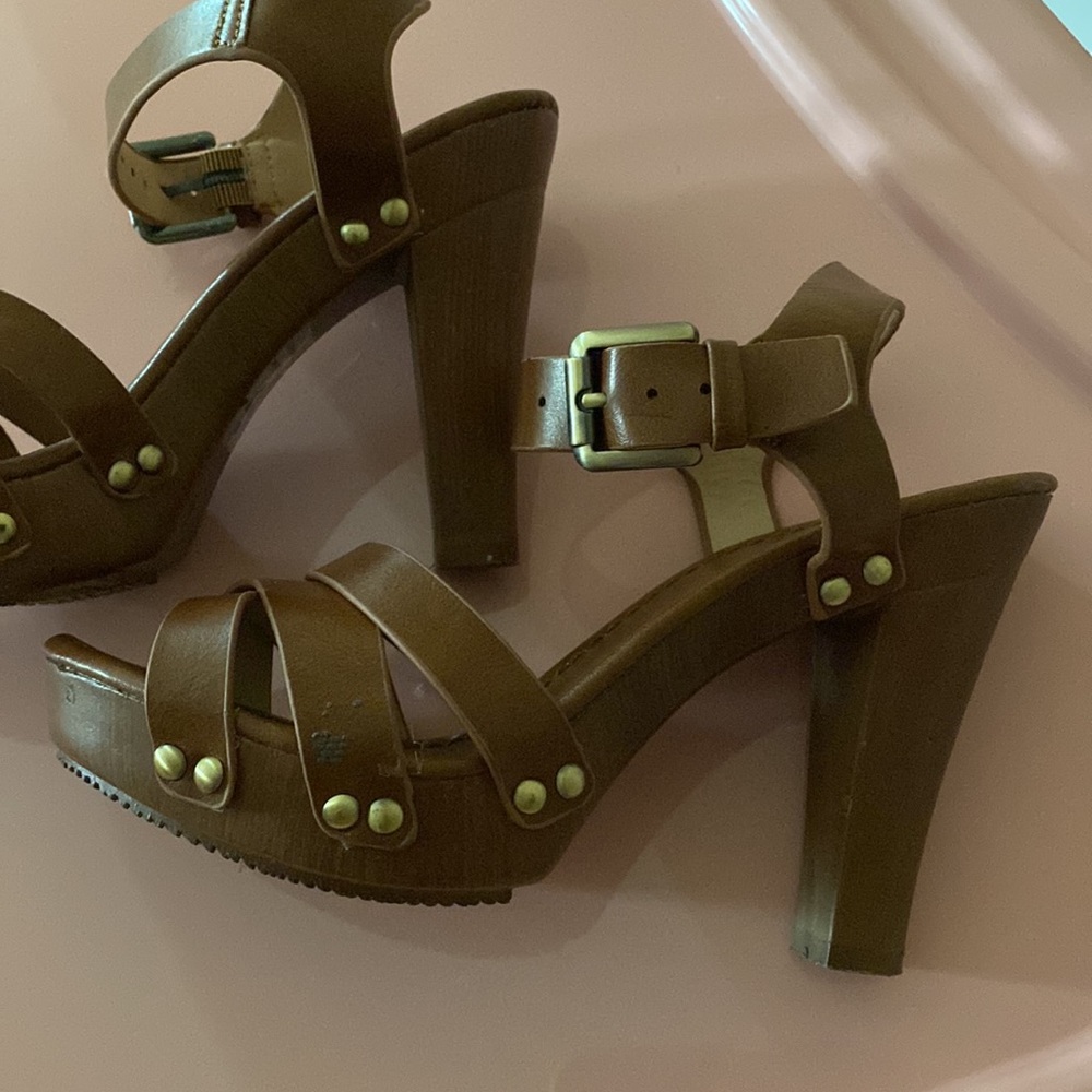 Xappeal women size 6 sandals - Picture 8 of 8